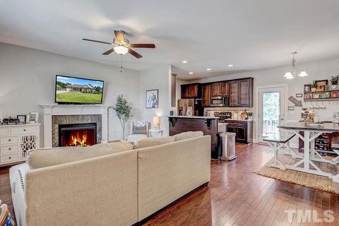 414 Angus Pl, Stem, NC 27581 photo 4