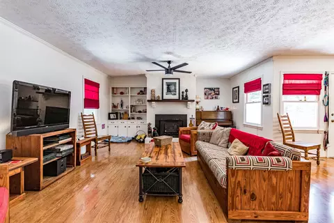 6848 Windover Dr, Durham, NC 27712 photo 4
