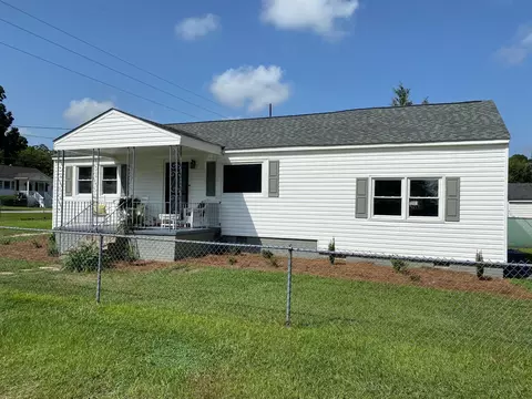 400 N 9th St, Erwin, NC 28339 photo 1