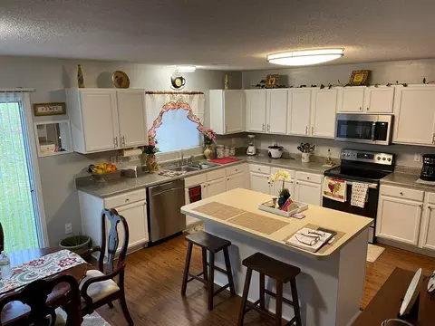 516 Pebblestone Dr, Durham, NC 27703 photo 14
