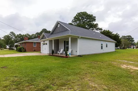 331 Pace St, Smithfield, NC 27577 photo 3