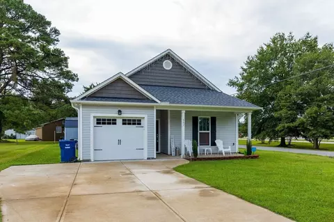 331 Pace St, Smithfield, NC 27577 photo 2