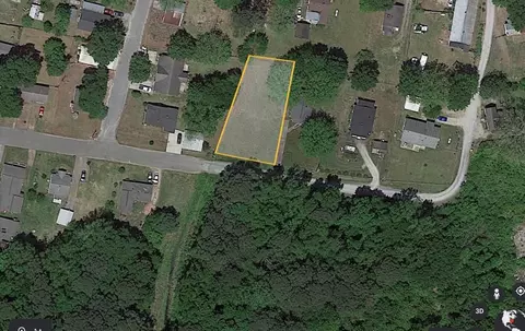 801 Hare St, Selma, NC 27576 photo 1