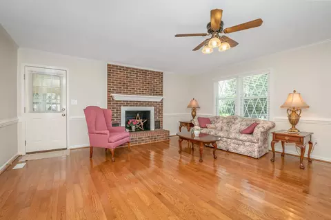 306 Knollwood Dr, Pine Level, NC 27568 photo 11