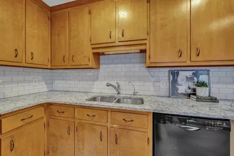 2203 Whitley Dr, Durham, NC 27707 photo 11