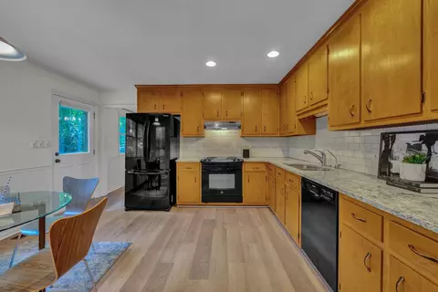2203 Whitley Dr, Durham, NC 27707 photo 10