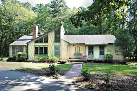 7106 Matthews Rd, Durham, NC 27712 photo 1