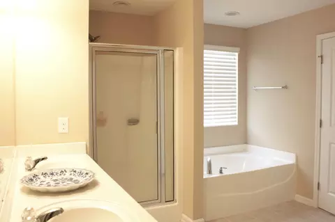 200 Glenview Ln, Durham, NC 27703 photo 23