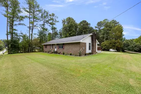 409 N Pine St, Spring Hope, NC 27882 photo 4