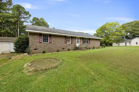 409 N Pine St, Spring Hope, NC 27882 photo 3