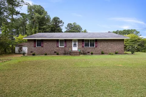 409 N Pine St, Spring Hope, NC 27882 photo 1
