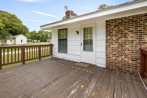 409 N Pine St, Spring Hope, NC 27882 photo 8