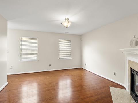 312 Gladstone Dr, Durham, NC 27703 photo 4