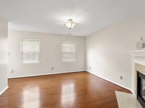 312 Gladstone Dr, Durham, NC 27703 photo 4