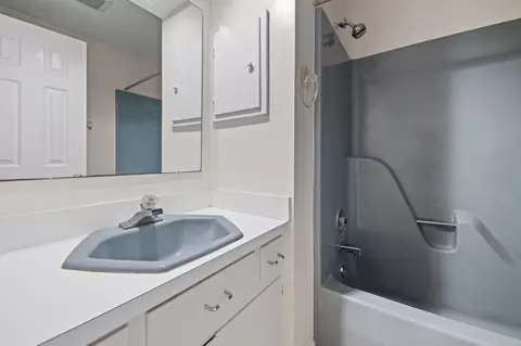 5705 Earl Rd, Durham, NC 27712 photo 9