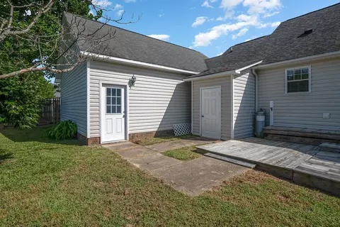 1208 Dixie Dr, Selma, NC 27576 photo 28