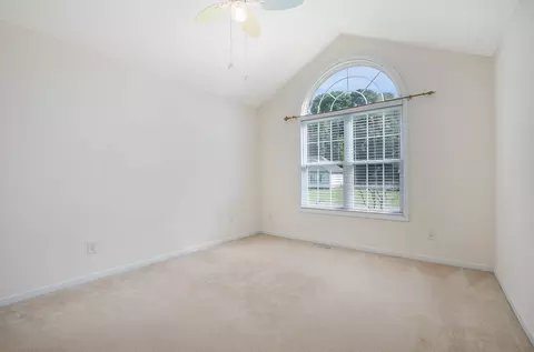 1208 Dixie Dr, Selma, NC 27576 photo 13