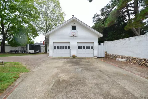317 W Main St, Benson, NC 27504 photo 29
