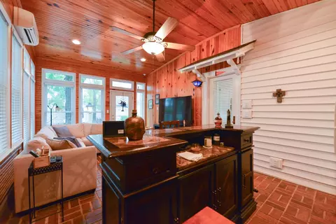 317 W Main St, Benson, NC 27504 photo 27