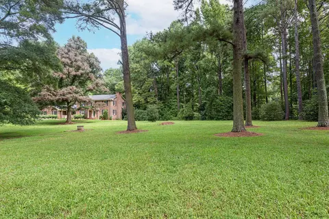 621 Edgewater Dr, Garner, NC 27529 photo 4