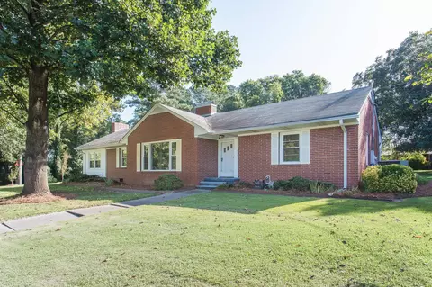 203 Hilltop Ave, Garner, NC 27529 photo 2
