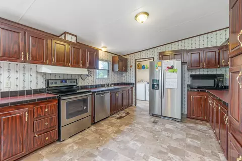 711 N 16th St, Erwin, NC 28339 photo 8