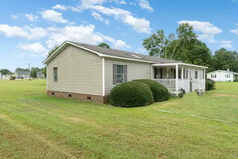 711 N 16th St, Erwin, NC 28339 photo 3