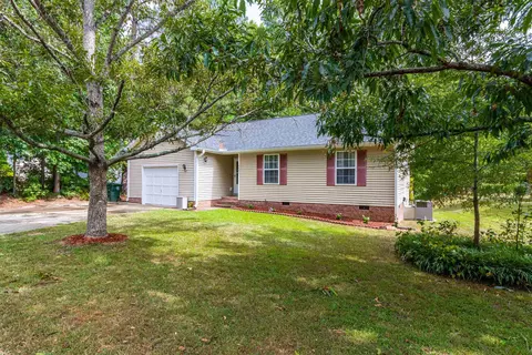 1421 Brompton Ln, Garner, NC 27529 photo 2