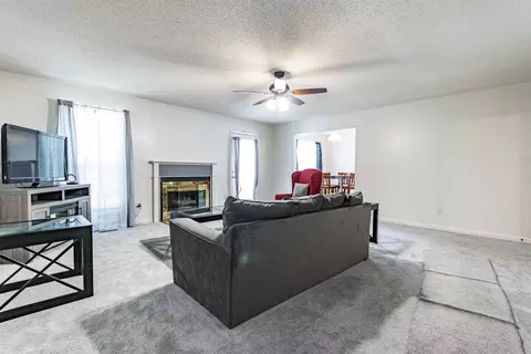 1421 Brompton Ln, Garner, NC 27529 photo 6