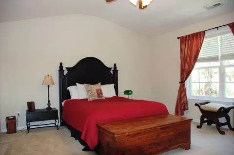 5717 Running Fox Ln, Durham, NC 27703 photo 16