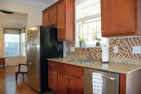 5717 Running Fox Ln, Durham, NC 27703 photo 9