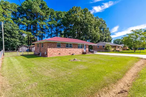 308 Pace St, Smithfield, NC 27577 photo 1