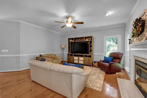 1007 Sturbridge Dr, Durham, NC 27713 photo 8