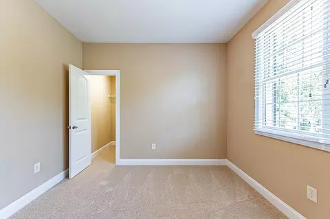 607 Continental Dr, Durham, NC 27712 photo 19