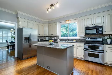 3705 Northampton Rd, Durham, NC 27707 photo 9