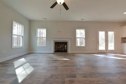 294 Berg St, Smithfield, NC 27577 photo 5