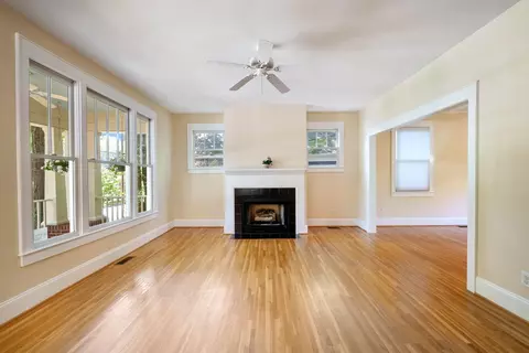 821 Lancaster St, Durham, NC 27701 photo 2