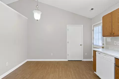 2 Larch Ct, Durham, NC 27703 photo 5