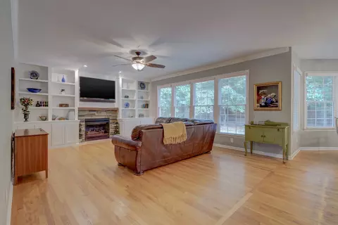 107 Olde Tree Dr, Cary, NC 27518 photo 8