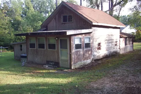 2407 W Cornwallis Rd, Durham, NC 27705 photo 1