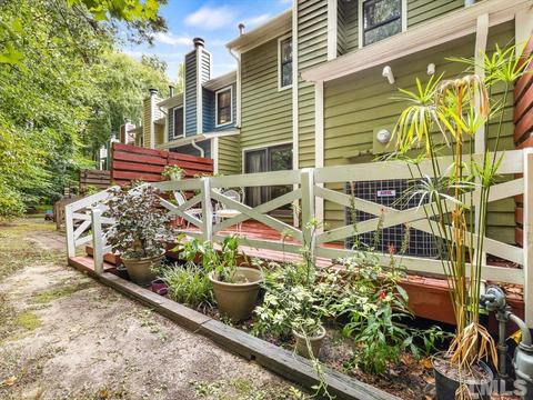 37 Willow Bridge Dr, Durham, NC 27707 photo 24