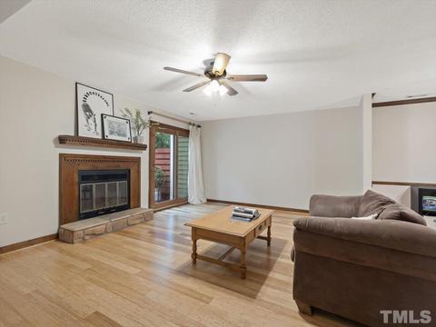 37 Willow Bridge Dr, Durham, NC 27707 photo 12