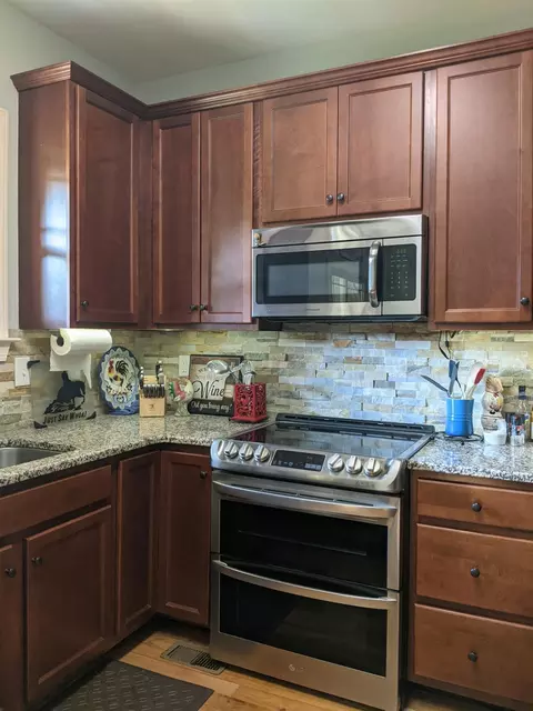 166 Denvale Dr, Selma, NC 27576 photo 8
