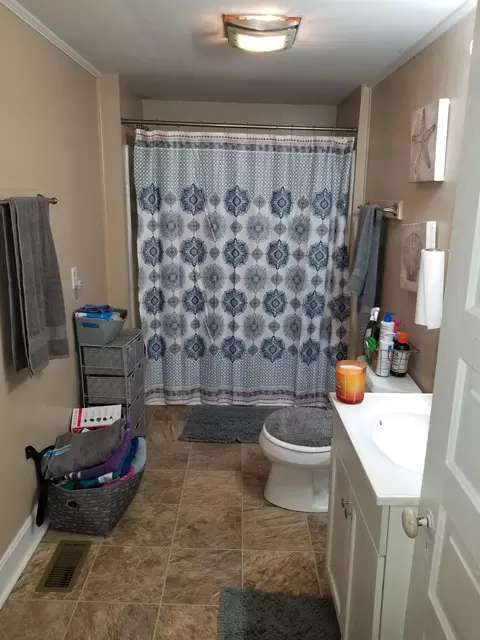405 W I St, Erwin, NC 28339 photo 12