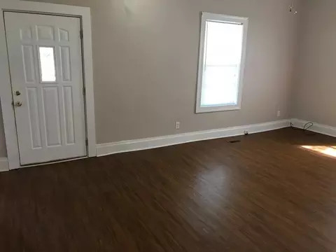 309 E I St, Erwin, NC 28339 photo 2
