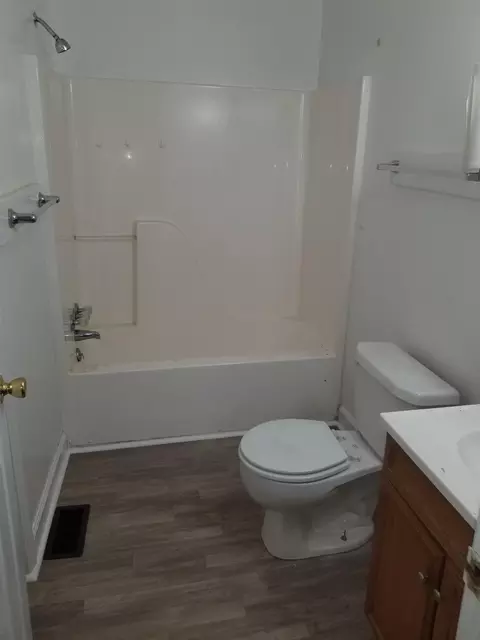 309 E I St, Erwin, NC 28339 photo 15