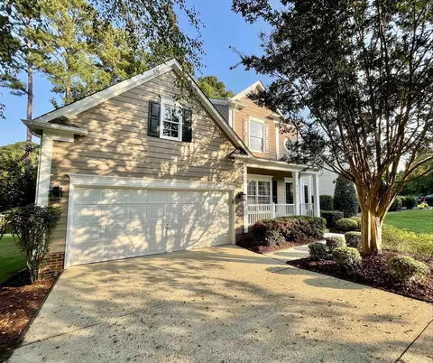 600 Wakehurst Dr, Cary, NC 27519 photo 2
