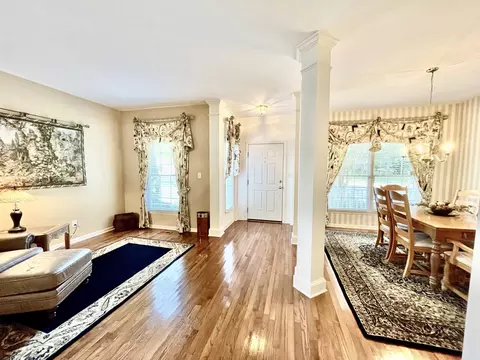 600 Wakehurst Dr, Cary, NC 27519 photo 7