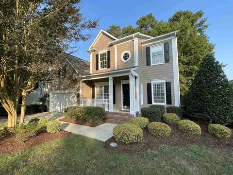 600 Wakehurst Dr, Cary, NC 27519 photo 1