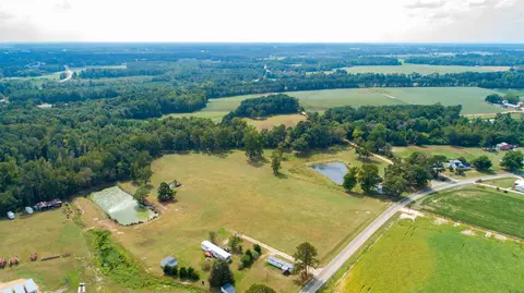 660 Noah Rd, Benson, NC 27503 photo 3